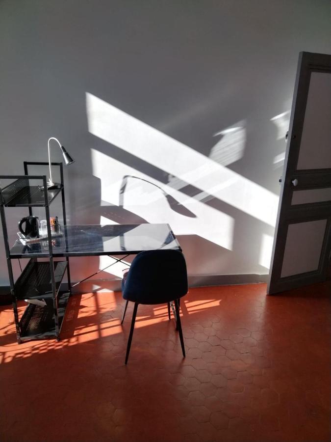 Quartier Des Createurs "La Plaine Cours Julien" Chambre Privee Dans Appartement Menage Frequent Des Parties Commune Марсилия Екстериор снимка
