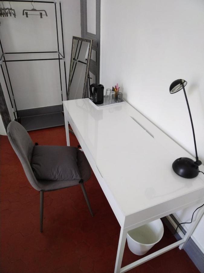 Quartier Des Createurs "La Plaine Cours Julien" Chambre Privee Dans Appartement Menage Frequent Des Parties Commune Марсилия Екстериор снимка
