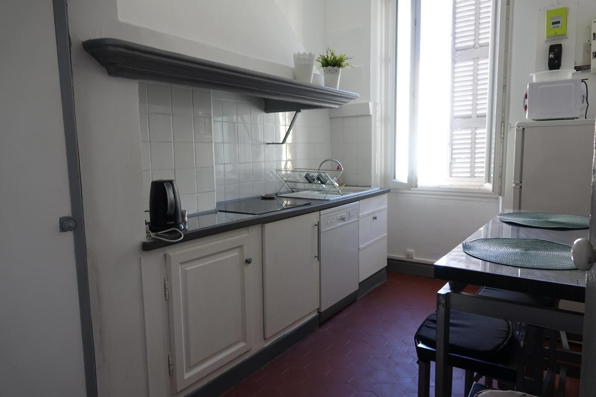 Quartier Des Createurs "La Plaine Cours Julien" Chambre Privee Dans Appartement Menage Frequent Des Parties Commune Марсилия Екстериор снимка
